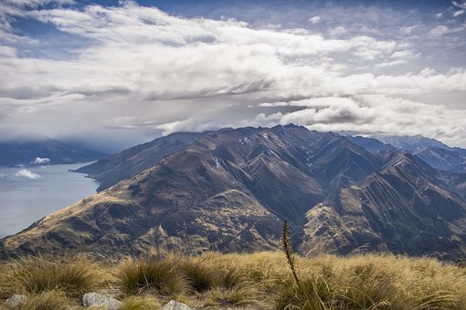 hiking on the South Island, New Zealand